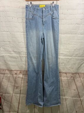 Circus NY Jeans Womens Size 28 Light Blue High Rise Flare Casual Denim